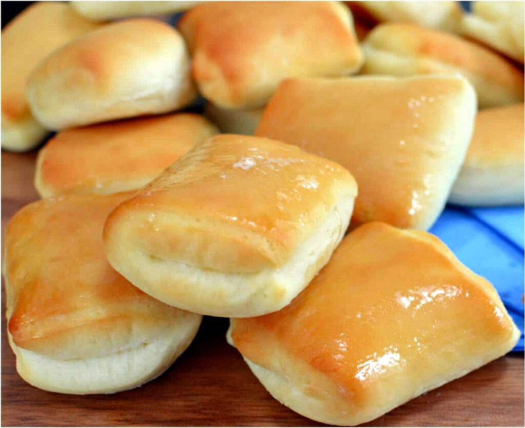 Texas Roadhouse Dozen Rolls